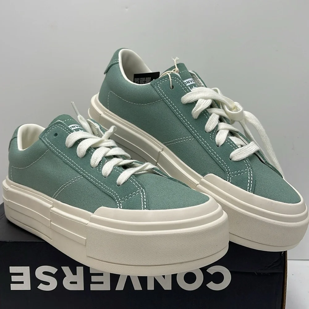 Converse WMNS CTAS CRUISE OX
HERBY/EGRET/WHITE A09842C Platforms Sneakers - Picture 4 of 16